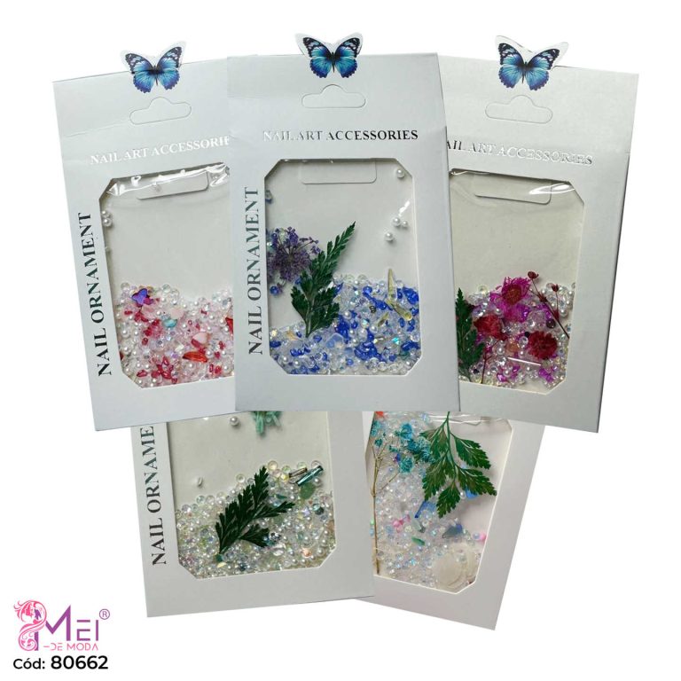 Decoración de Manicure Piedras con Flores